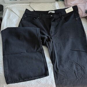 Abercrombie & Fitch High-Rise Wide Leg Jeans - Washed Black—34 LONG